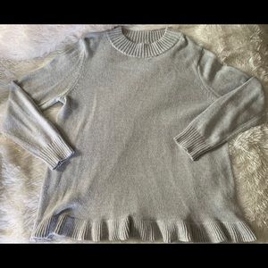 Old Navy Sweater 😊 NEVER BEEN WORN.